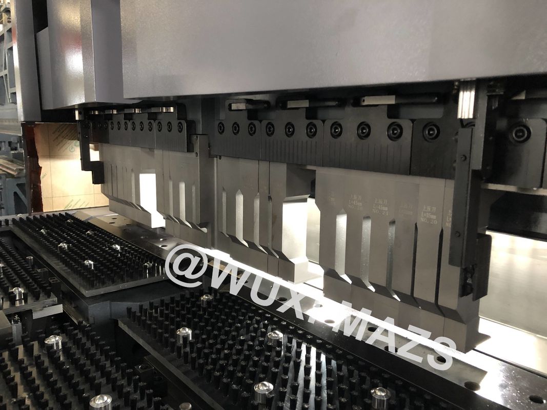 27000KG CNC Press Machine Computerized Sheet Metal Brake 140 X 190MM