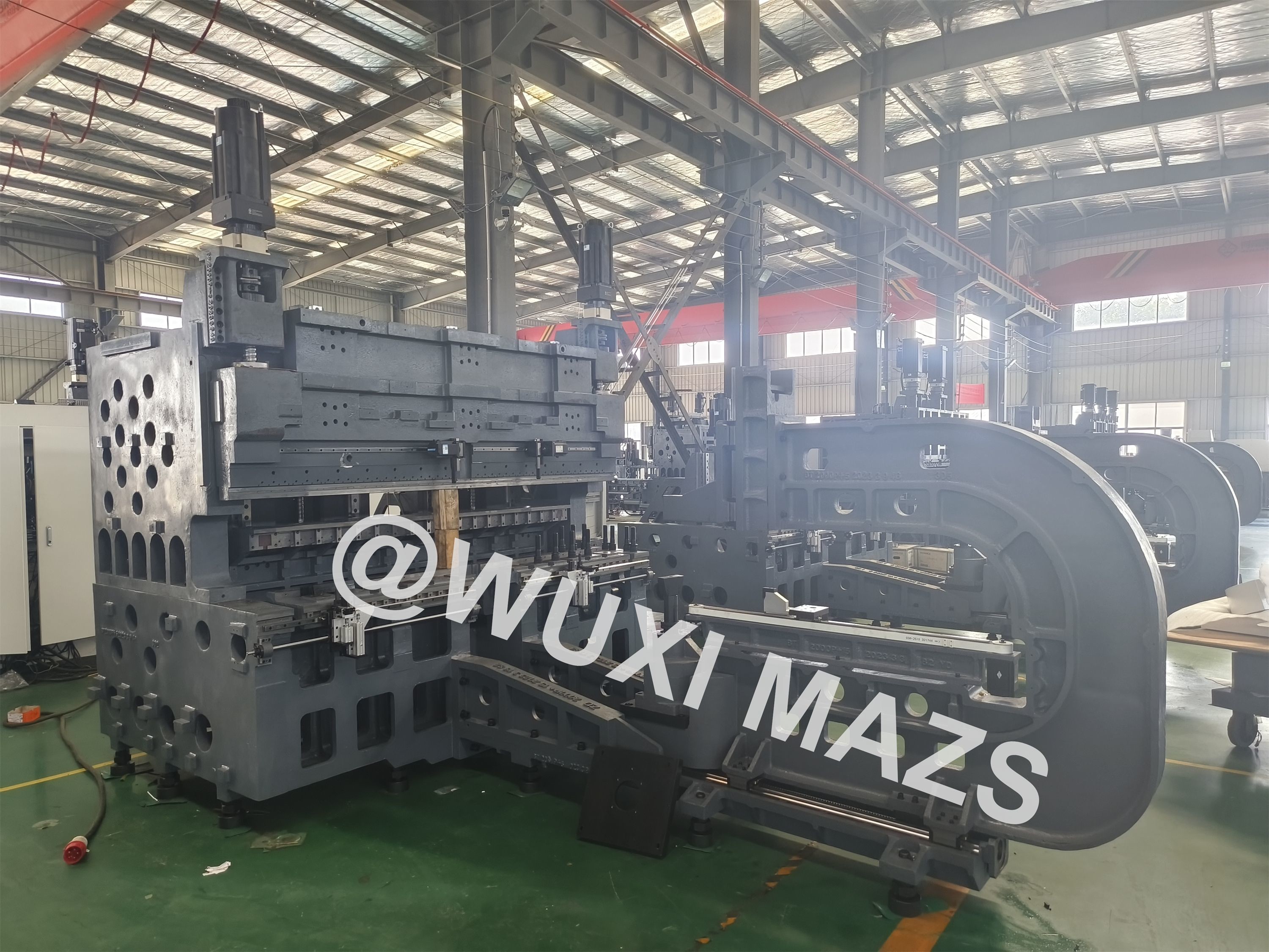 380V CNC 18 Axis Synchronized Automatic Sheet Metal Bending Machines Folder