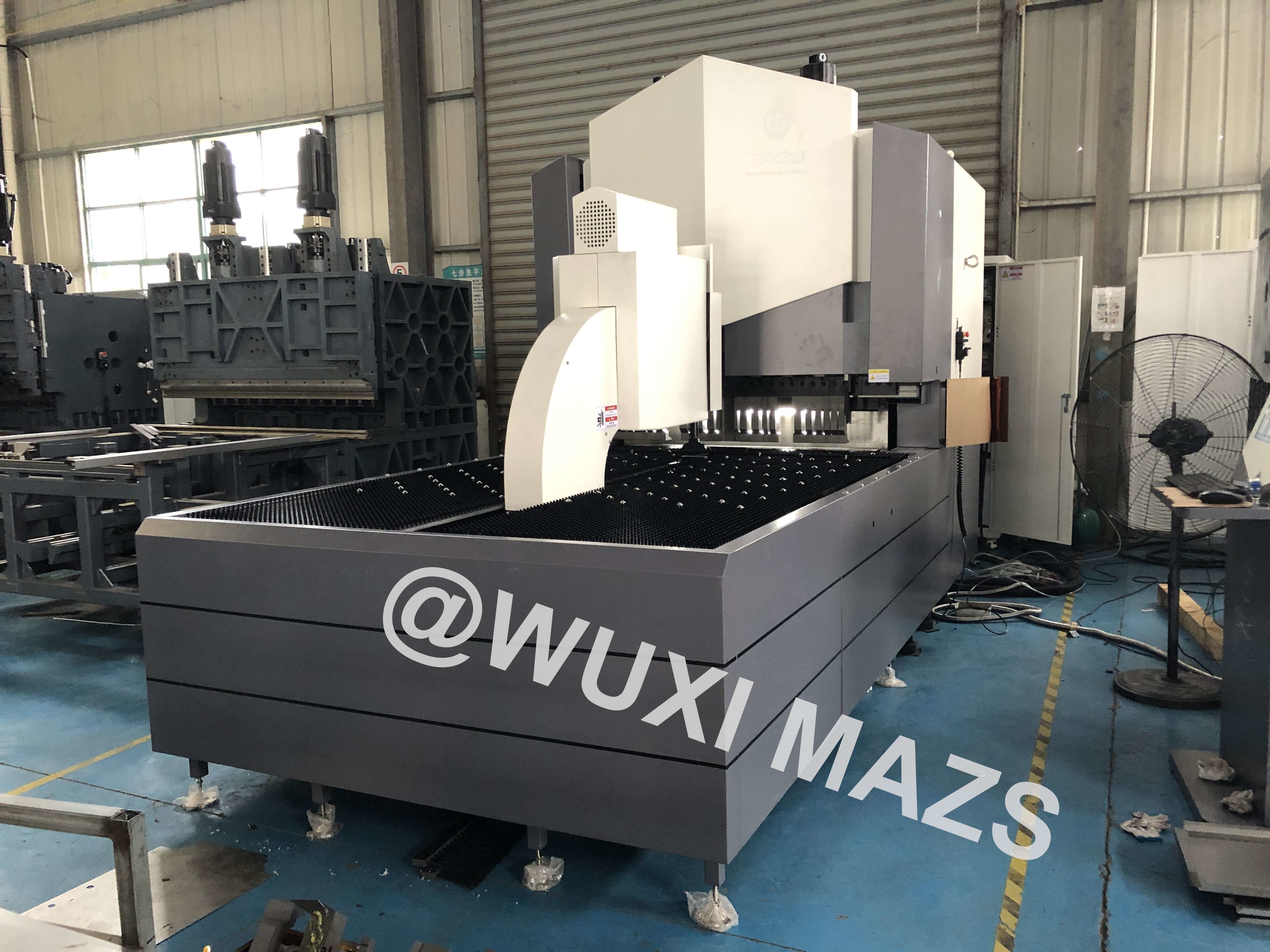 0.2 Sec/Time Sheet Metal Panel Bender Max 2500mm 50HZ 50HZ Automatic Sheet Bending Machine